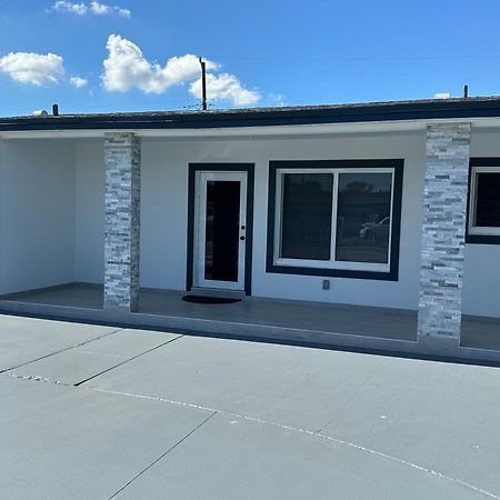 Adrien Guest Studio Miami Gardens Exterior photo